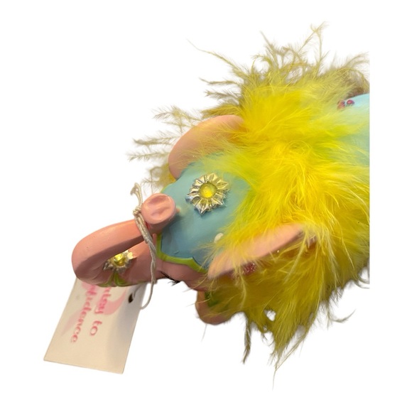 Curtsy to Confidence from the Margaret Le Van Pink Elephant Collection - Picture 8 of 11